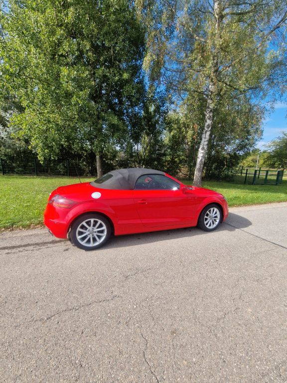 Audi TT Roadster 2.0 TFSI S tronic quattro -