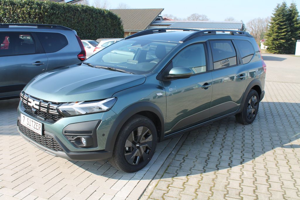 Bild des Angebotes Dacia Jogger Expression 7Sitzer in Grün