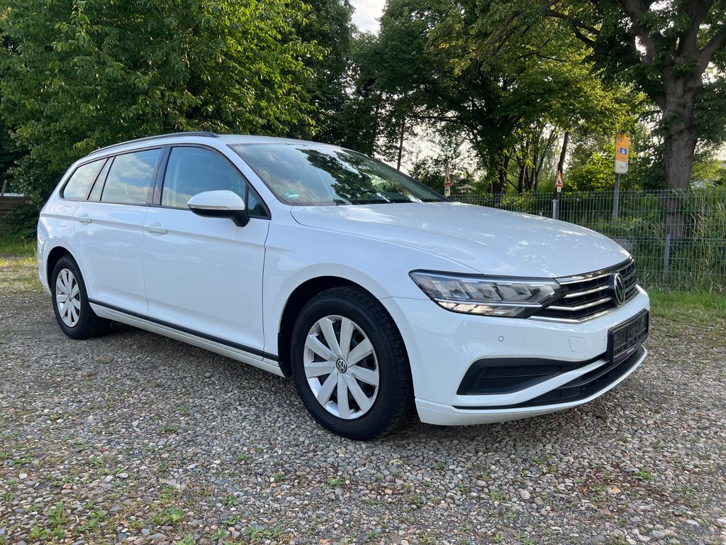 Bild des Angebotes Volkswagen Passat Variant 2,0 TDI /Rückfahrkamera/LED/