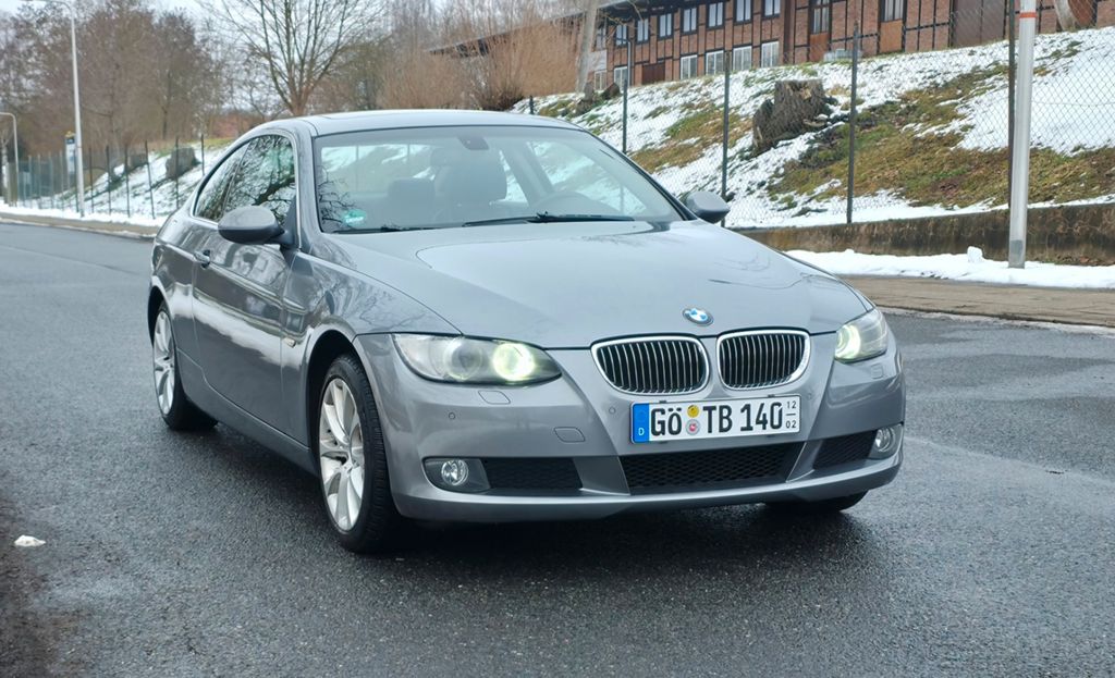 Bild des Angebotes BMW 325xi Coupé 3.0l 2008 Top