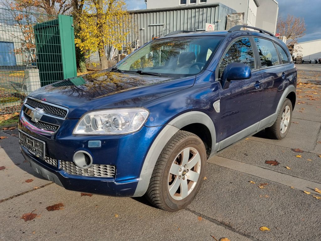 Bild des Angebotes Chevrolet Captiva 2.4 LS 2WD 7-Sitzer