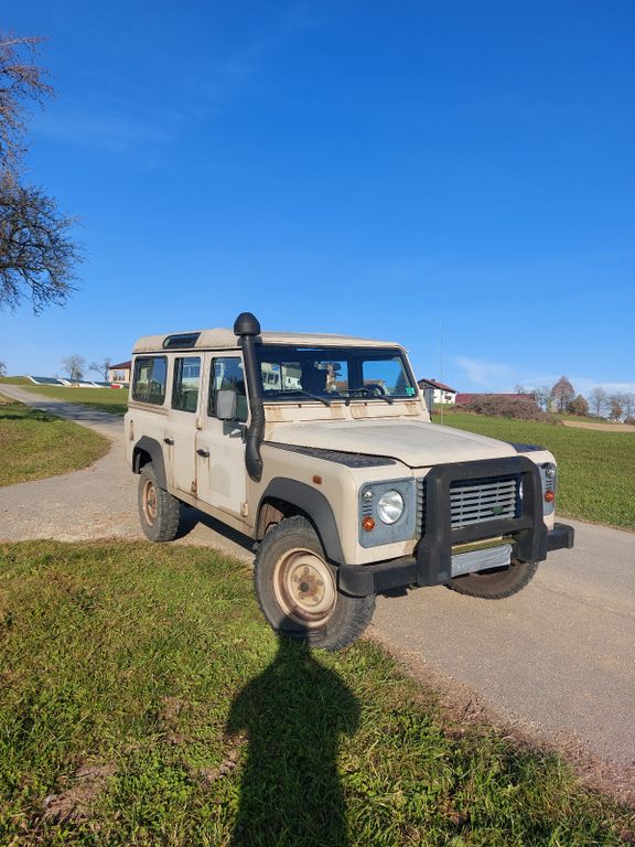 Bild des Angebotes Land Rover Defender Experience 110 Td5 Station Wagon Ex...