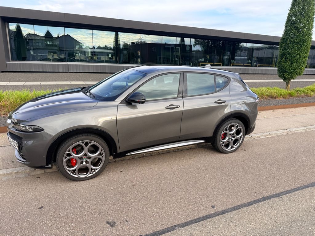 Bild des Angebotes Alfa Romeo Tonale 1.5 VGT Hybrid 118kW abzugeben 04/27