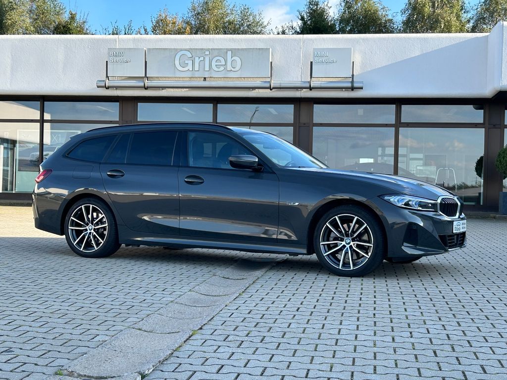 Bild des Angebotes BMW 330 e xDrive,AHK,Leder,el. Sitz,Head Up,Glasdach