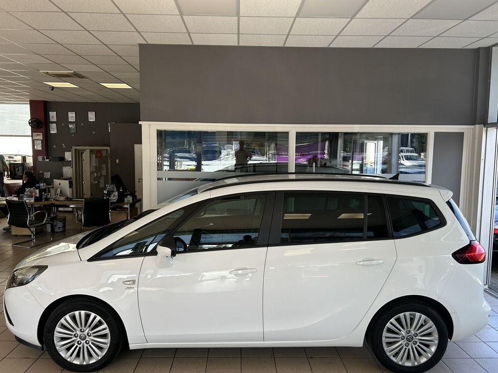 Bild des Angebotes Opel Zafira Tourer Active 2.0 CDTI AHK Navi SHZ Klima