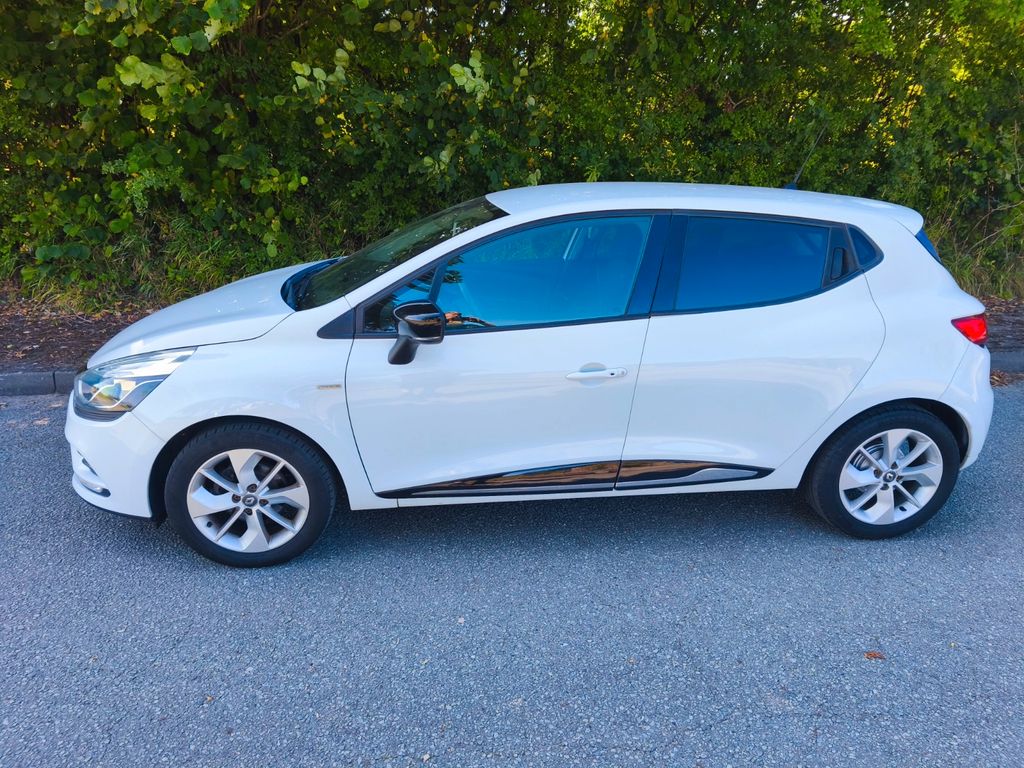 Bild des Angebotes Renault Clio, Zahnriemen, Öl Neu, Top gepflegt