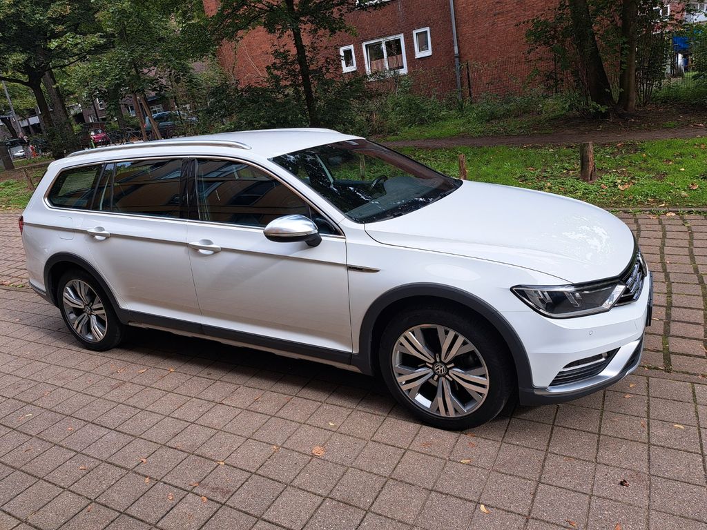 Bild des Angebotes Volkswagen Passat Alltrack 2.0 TDI SCR 140kW DSG 4MOT A...