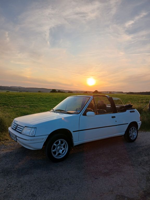 Peugeot 205 1.1 CJ; Cabrio Oldtimer H-Kenz Wertgutachten