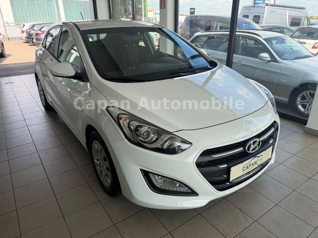 Bild des Angebotes Hyundai i30 blue 1.4 Style Scheckheft/Klima/SHZ/PDC/EUR6