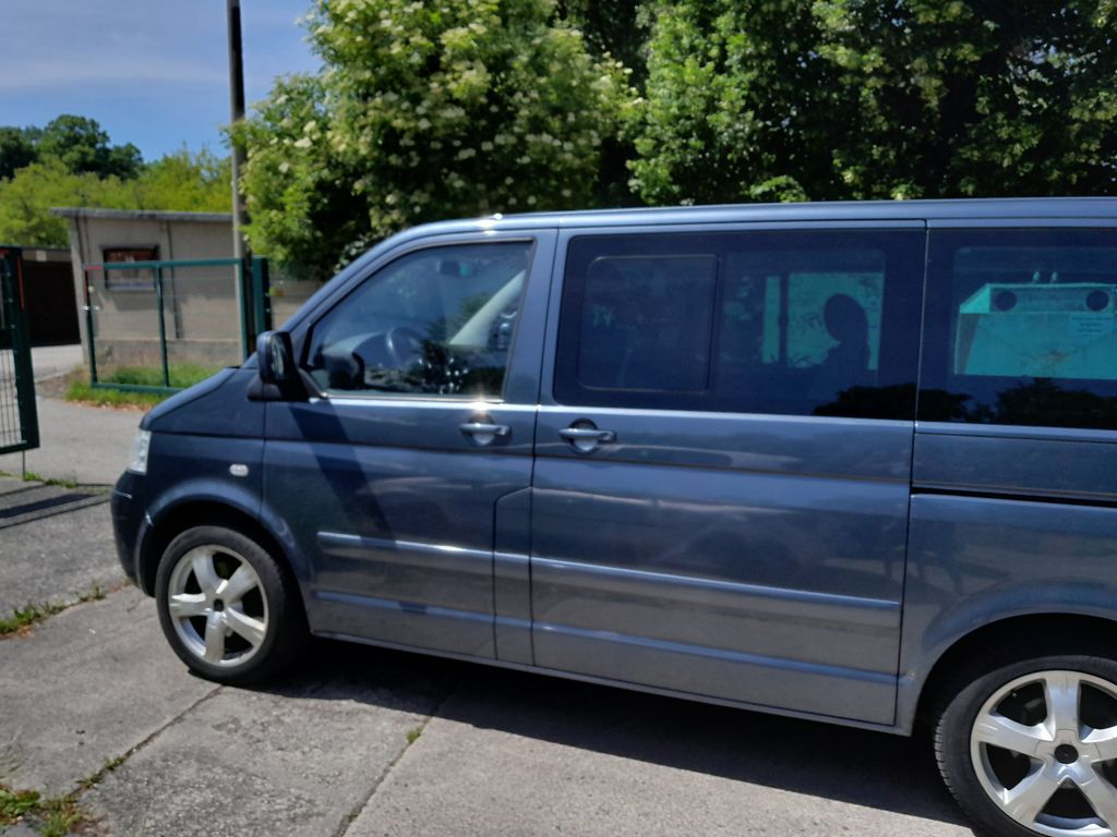 Bild des Angebotes Volkswagen T5 Multivan Highline, LPG, Allrad, 7 Sitze