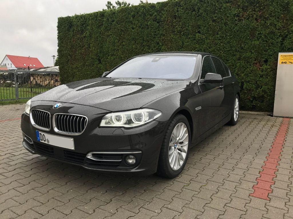 Bild des Angebotes BMW 525d xDrive Luxury Line Garagenfahrzeug