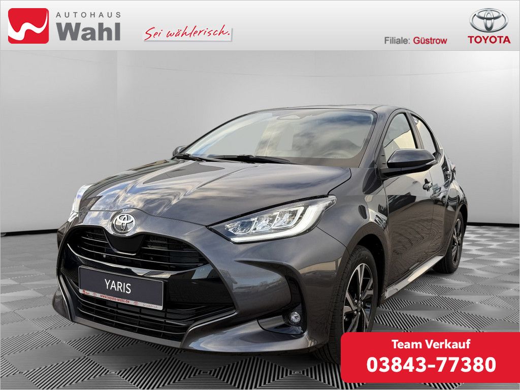 Bild des Angebotes Toyota Yaris 1.5 Hybrid Teamplayer