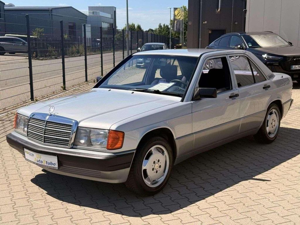 Bild des Angebotes Mercedes-Benz 190 E 1.8 mit Radio CD-Servolenkung-Alu 15 Zoll-