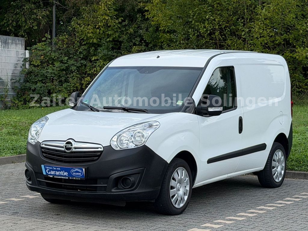 Bild des Angebotes Opel Combo D Kasten L1H1 2,2t * 1.Hand * 2 Jahre TÜV