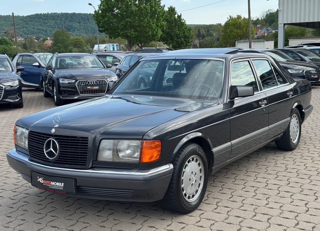 Bild des Angebotes Mercedes-Benz SE 300+AUTOMATIK+LEDER+SCHIEBEDACH+SITZHEIZUNG