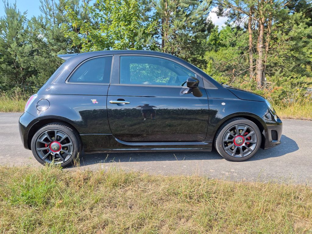 Bild des Angebotes Abarth 500 8fach bereift, Digitaltacho, Rockford Sound