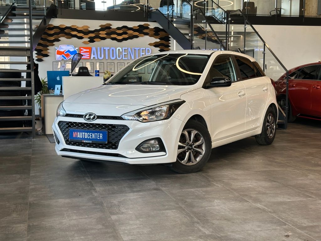 Hyundai i20 *TÜV:8/28*KLIMA*TEMPO*CARPLAY*PDC*CAM*