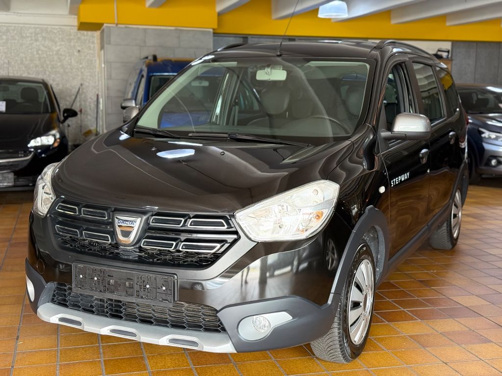 Bild des Angebotes Dacia Lodgy Stepway Celebration/NAVI/LEDER/PDC/SHZ/MFL
