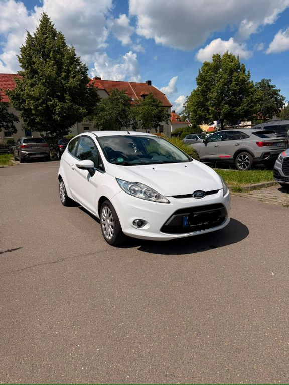Bild des Angebotes Ford Fiesta 1.25 82 PS | Benzin | EZ 01/2011