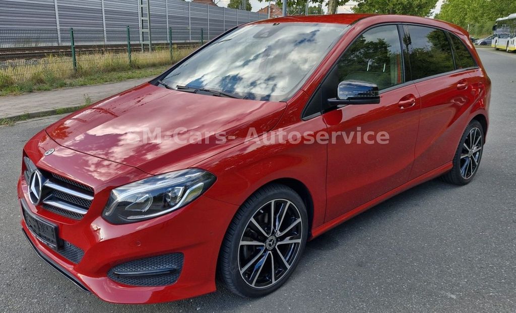 Bild des Angebotes Mercedes-Benz B 200 NAVI CAMERA TEILLEDER TEMPOMAT GANZJAHRESR