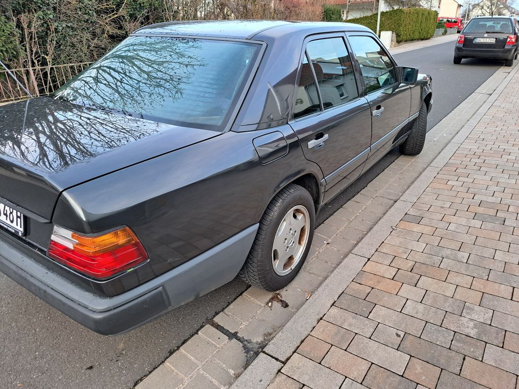 Bild des Angebotes Mercedes-Benz 200