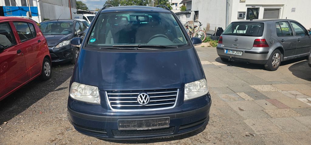 Volkswagen Sharan Trendline mit 7 sitze