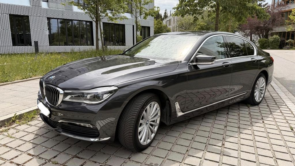Bild des Angebotes BMW 730d xDrive - Top gepflegt - HUD - Allr. Lenkung