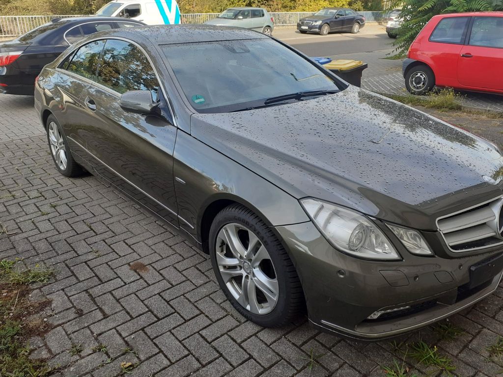 Bild des Angebotes Mercedes-Benz E 350 Coupé E 350 CGI BlueEFFICIENCY Avantgarde