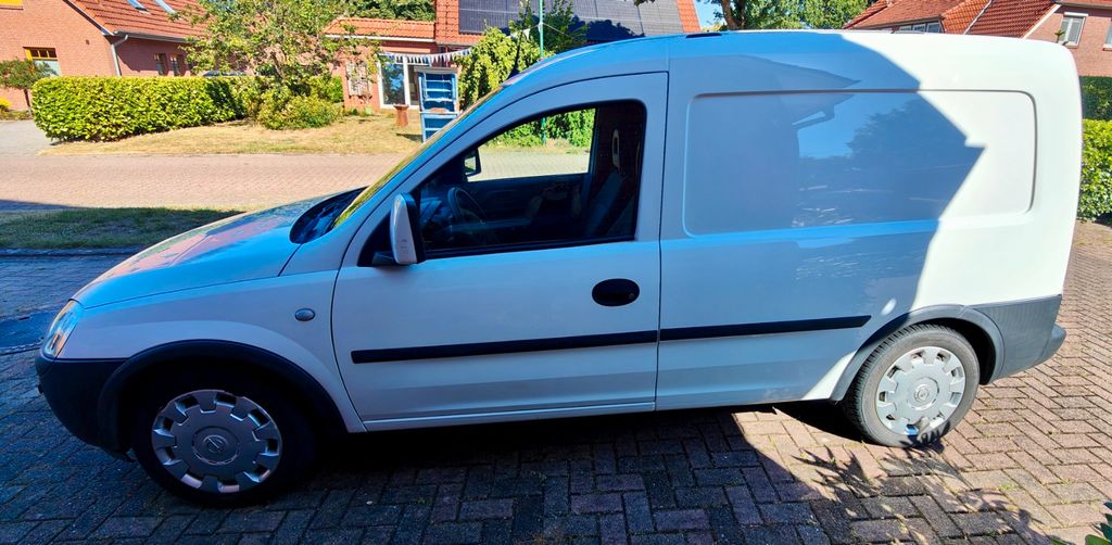 Bild des Angebotes Opel Combo 1.6 CNG ecoFLEX | AHK | nur 68.653 km