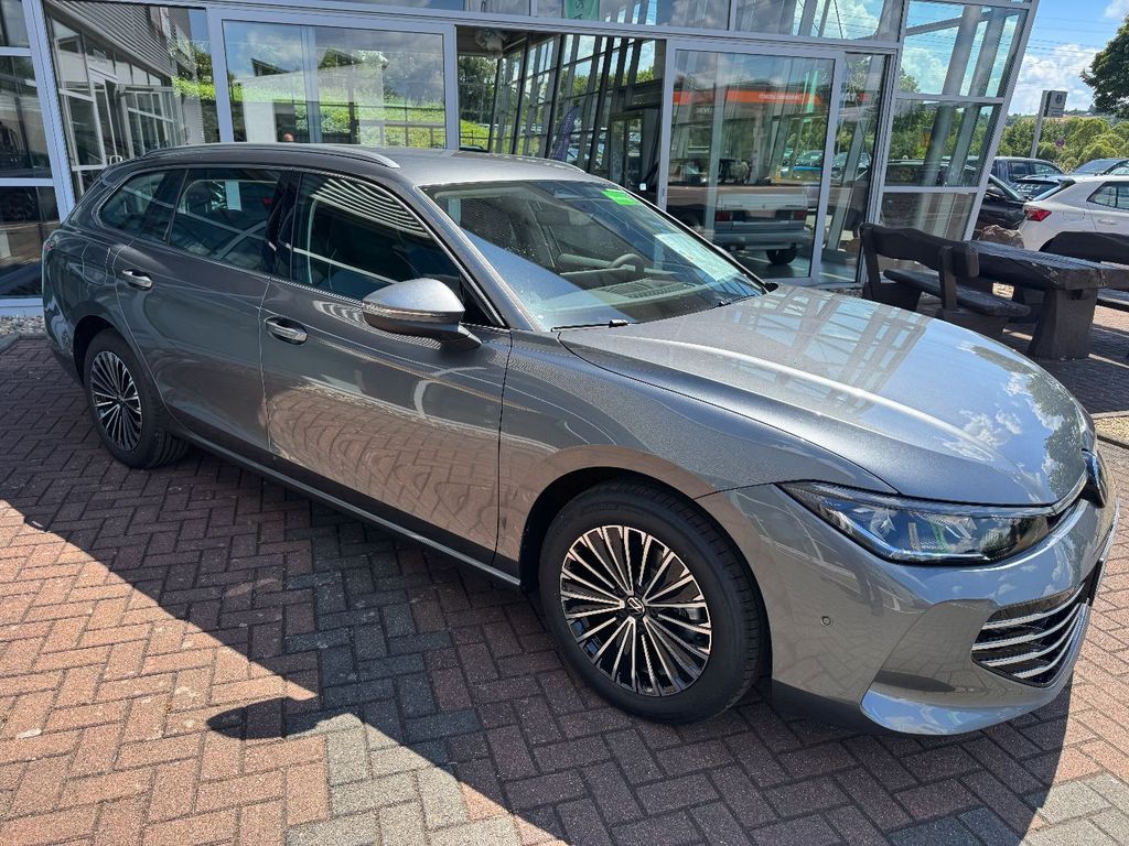 Bild des Angebotes Volkswagen Passat Variant 1.5 eTSI Elegance AHK+Navi+HuD+Ma