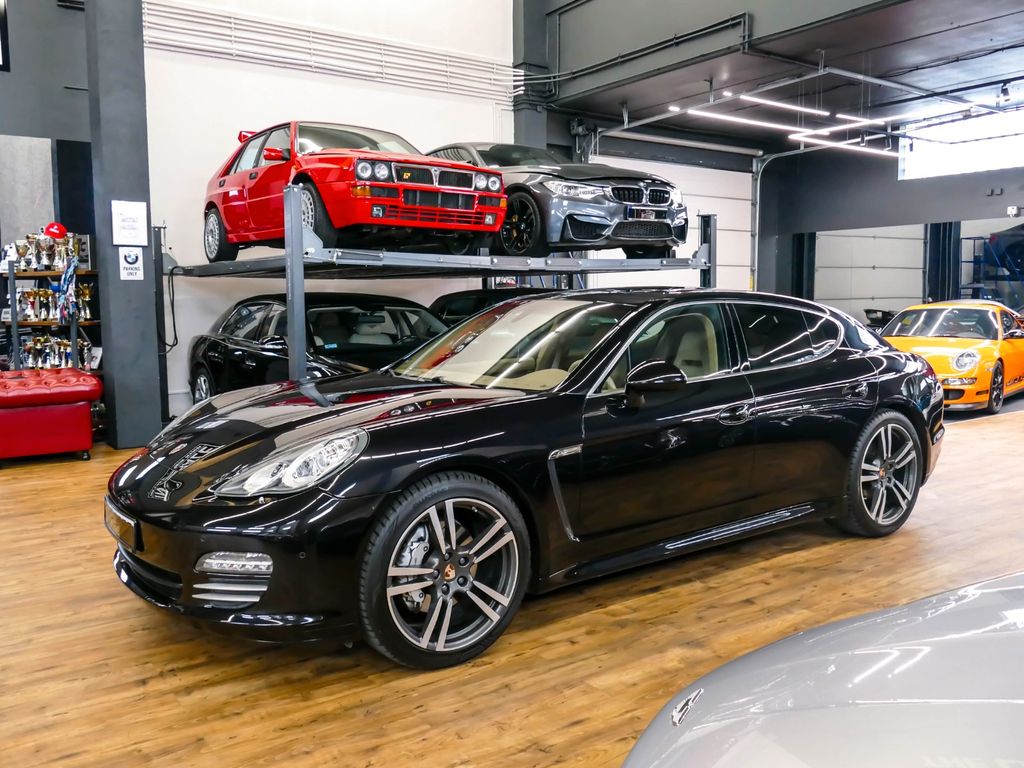 Bild des Angebotes Porsche Panamera 4S