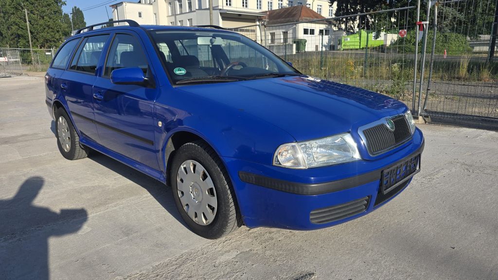 Bild des Angebotes Skoda Octavia Combi Tour