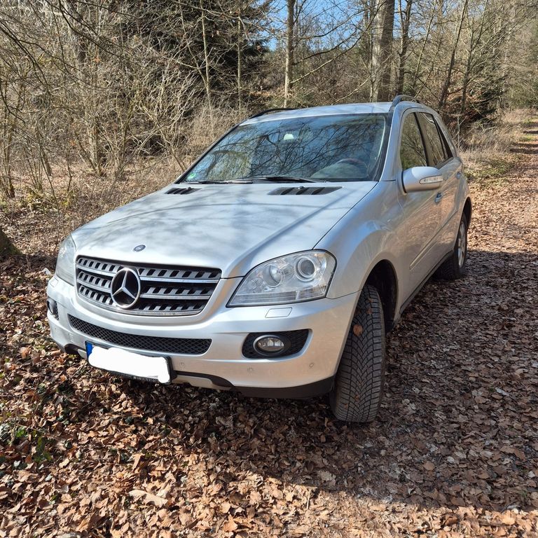 Bild des Angebotes Mercedes-Benz ML 350 4MATIC sehr Sauber
