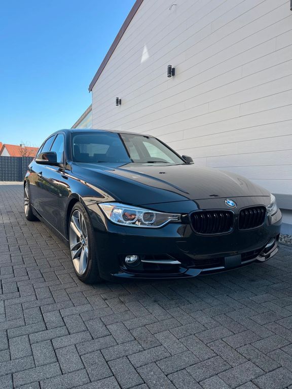 Bild des Angebotes BMW 335i xDrive Sport Line Auto...
