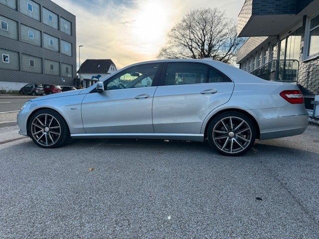 Bild des Angebotes Mercedes-Benz E 250 E Limousine E 250 CDI BlueEfficiency