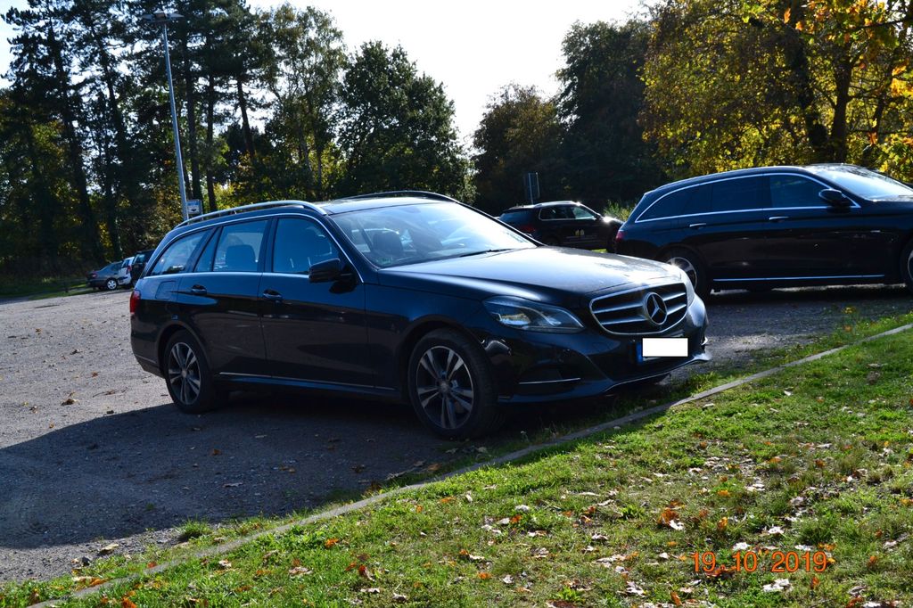 Bild des Angebotes Mercedes-Benz E 300 BlueTEC T AVANTGARDE AVANTGARDE