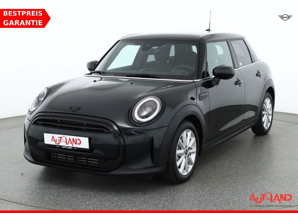 Bild des Angebotes MINI Cooper 1.5 Classic Trim LED Navi Kamera Tempomat
