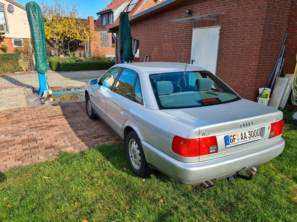 Audi A6 2.6 - C4