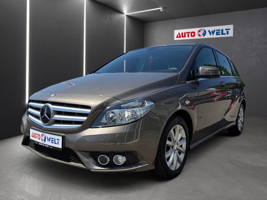 Bild des Angebotes Mercedes-Benz B180 Standard Sitzheizung PDC Bluetooth Klima