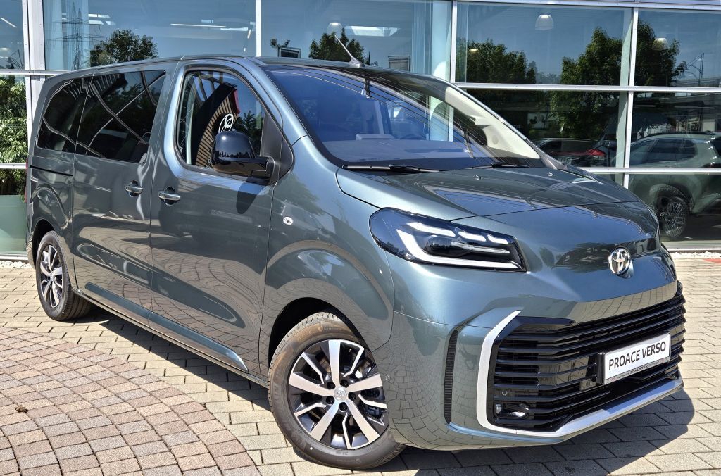 Bild des Angebotes Toyota Proace Verso 2,2-l-D L1 Automatik Teamplayer