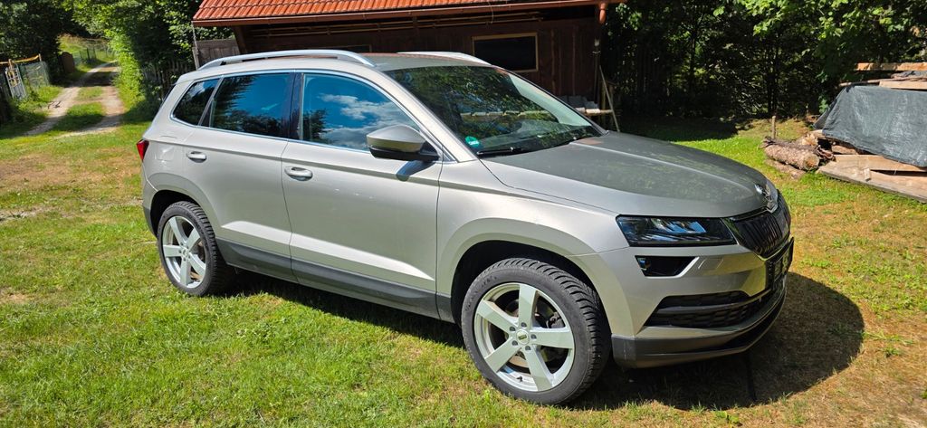 Bild des Angebotes Skoda Karoq 2.0 TDI SCR DSG 4x4 STYLE STYLE