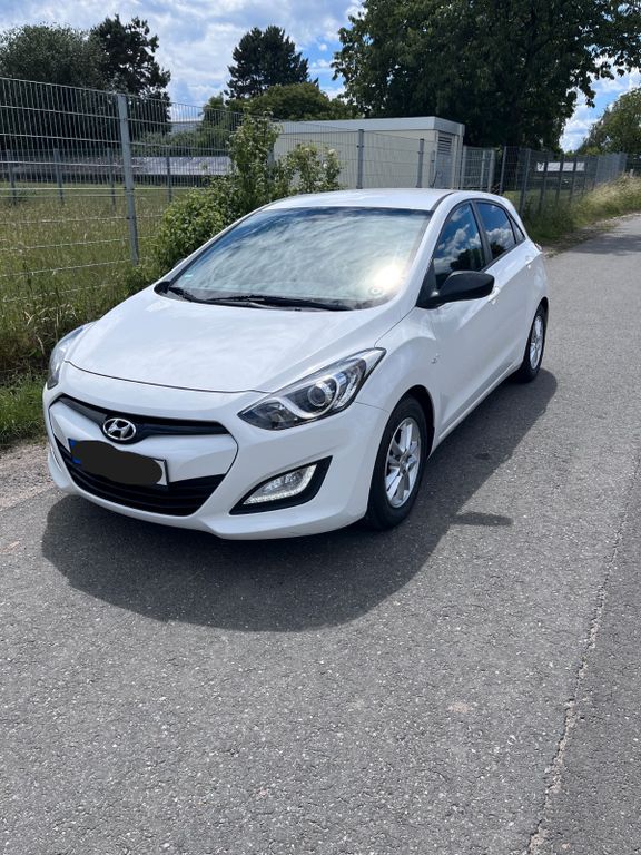 Bild des Angebotes Hyundai i30 1.4 FIFA World Cup EDITION FIFA World Cu...