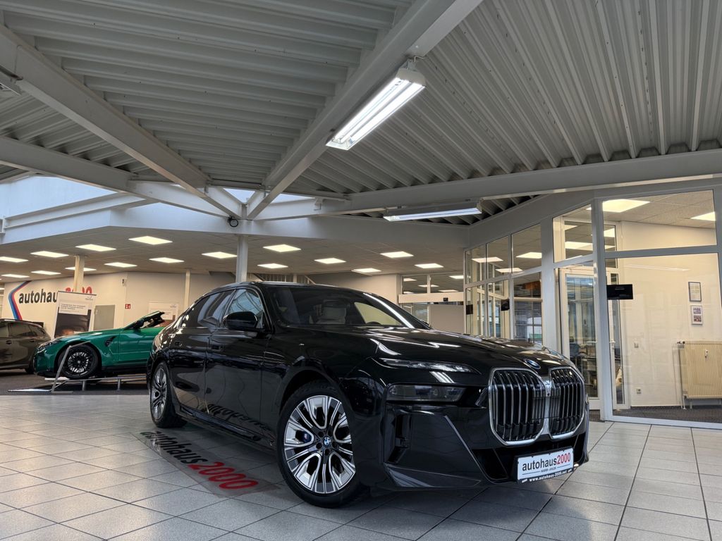 Bild des Angebotes BMW 750e xDrive M Sportpaket Executive Drive Pro