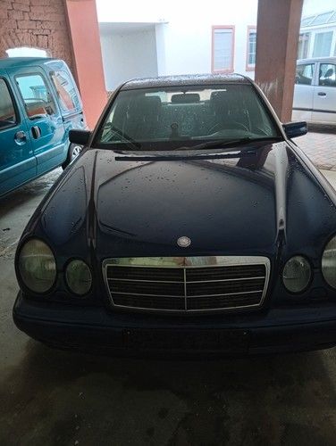 Mercedes-Benz E280