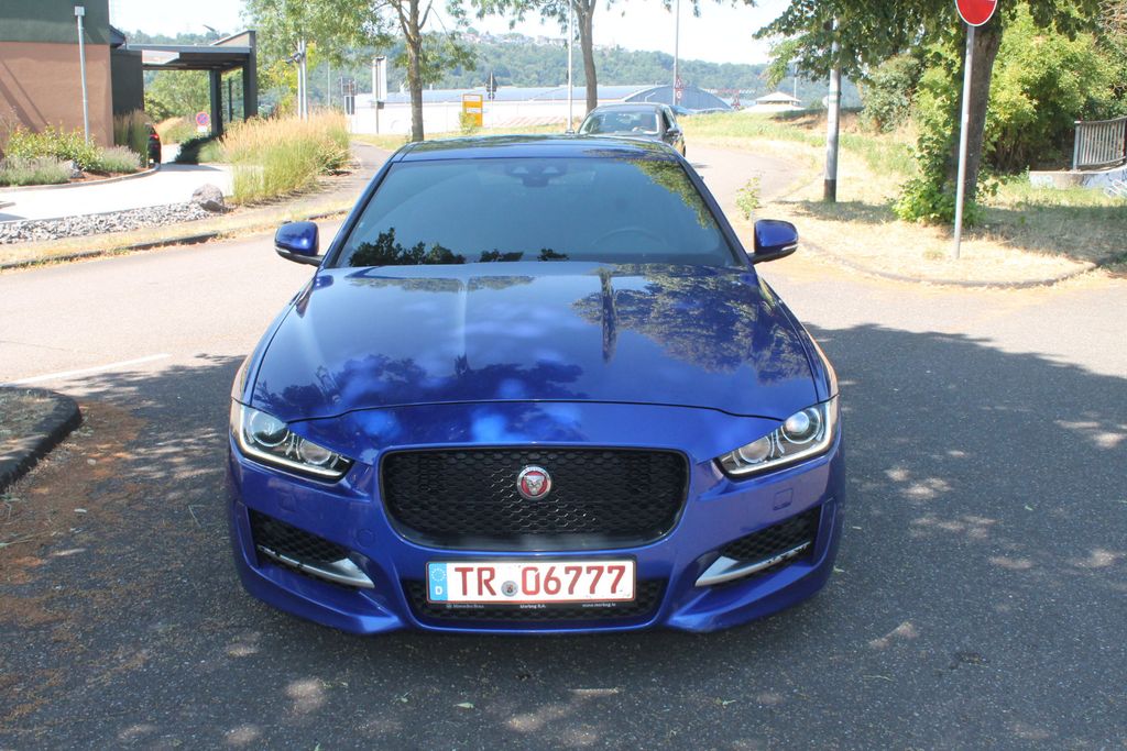 Bild des Angebotes Jaguar XE R-Sport