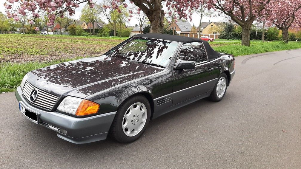 Bild des Angebotes Mercedes-Benz SL 300 V24