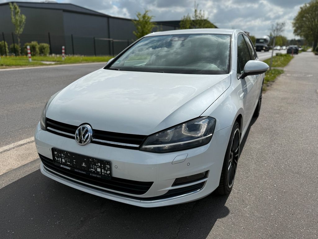 Bild des Angebotes Volkswagen Golf VII Lim. Highline BMT