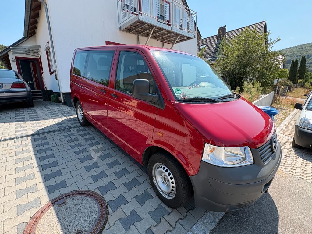 Bild des Angebotes Volkswagen T5 Caravelle 2,5 TDI, Klima, AHK, viele Neuteile