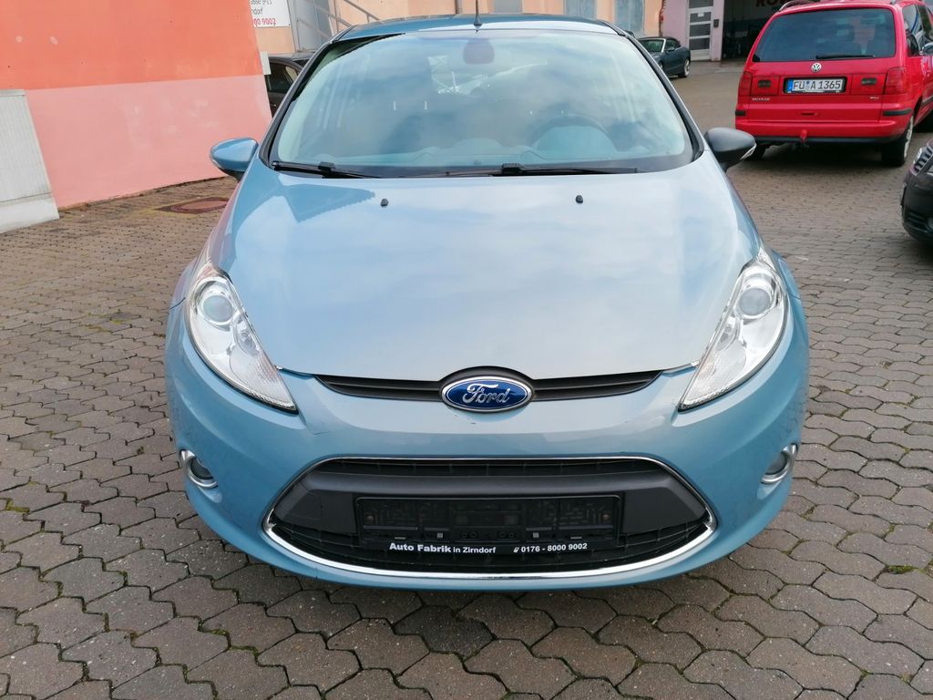 Bild des Angebotes Ford Fiesta 1,4 Ghia Automatik / TÜV NEU
