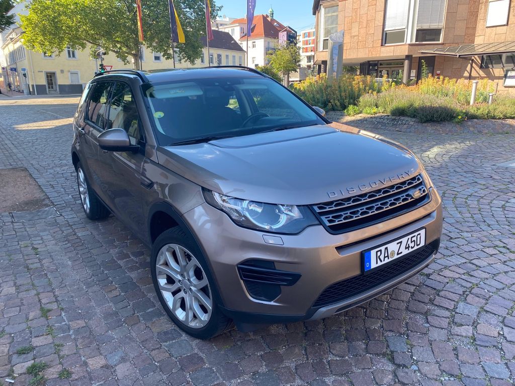Bild des Angebotes Land Rover Discovery Sport 4WD 7-Sitzer Kette Neu